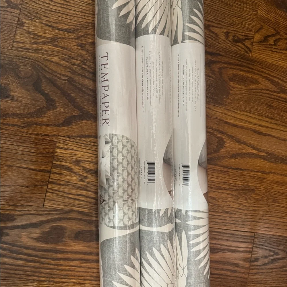 New Sealed TEMPAPER grey Feather Flock chalk self- adhesive, removable Wallpaper